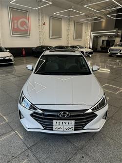 هیوندای ئەلەنترا